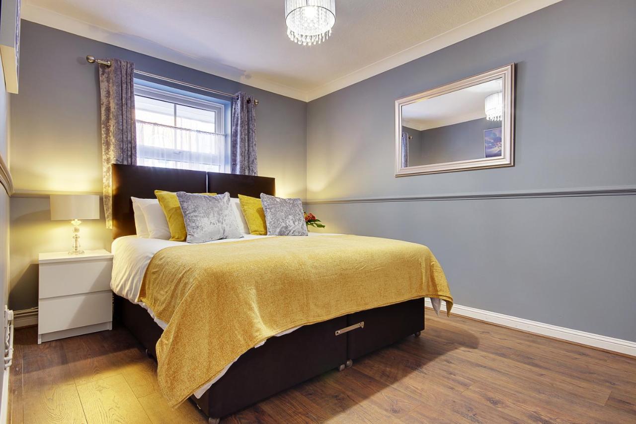 14 Oxford Mews - 5 Star Living For Up To 10 People Villa Southampton Exterior photo