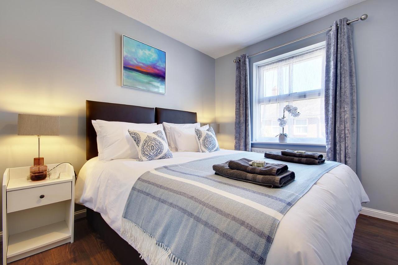 14 Oxford Mews - 5 Star Living For Up To 10 People Villa Southampton Exterior photo